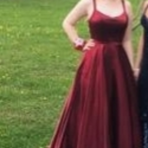 Sherri Hill ruby red ballgown.  Size 8. - Picture 1 of 8